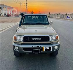 Toyota Land Cruiser 70 Pickup